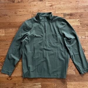 Lululemon Wovenair half-zip, olive green XL